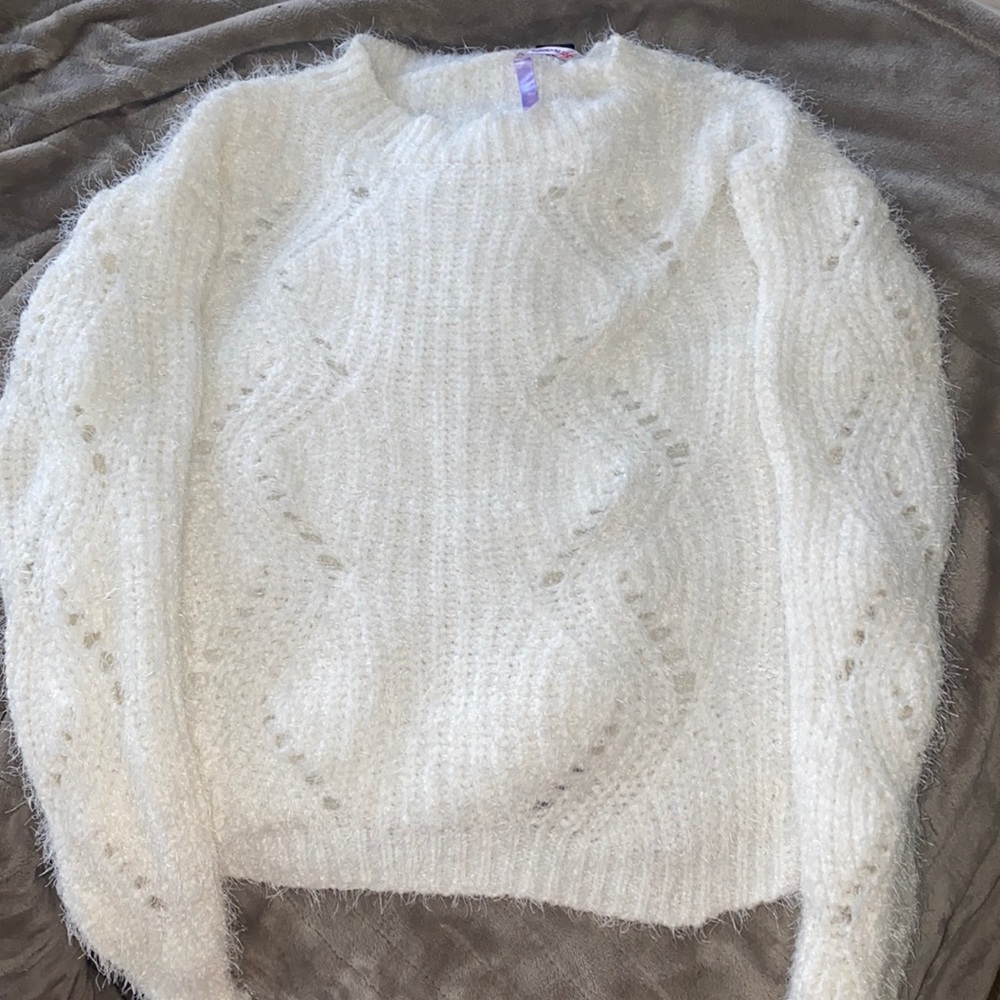 White Long Sleeve Sweater